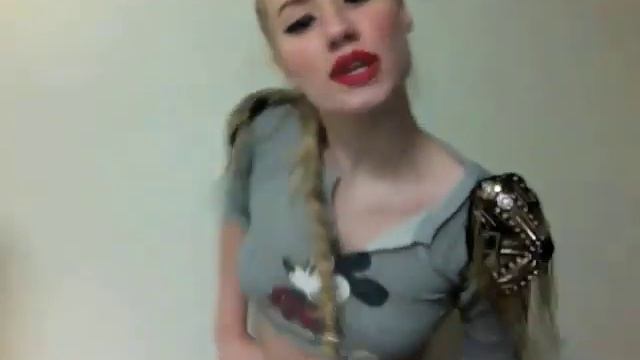 IGGY AZALEA MUSIC CHANNEL - "GET BIG" смотреть онлайн