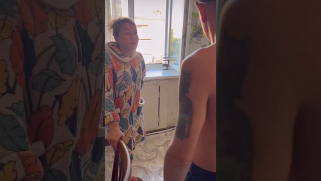 Безумный Паша и Иришка Чики-Пики СОЛЯНКА смотреть онлайн