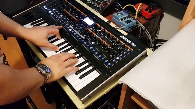 Roland Jupiter Xm iArp pattern demo jam смотреть онлайн