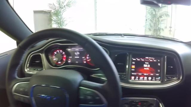 2015 Dodge Challenger SRT Hellcat Sublime Green | Indiana Dodge Dealer | 17900 смотреть онлайн
