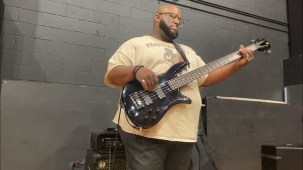 Spector NS 2000 Bass Rehearsal Test