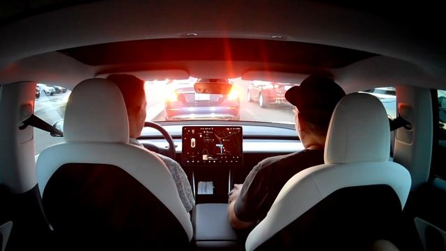 I drove an old Russian car across the USA смотреть онлайн