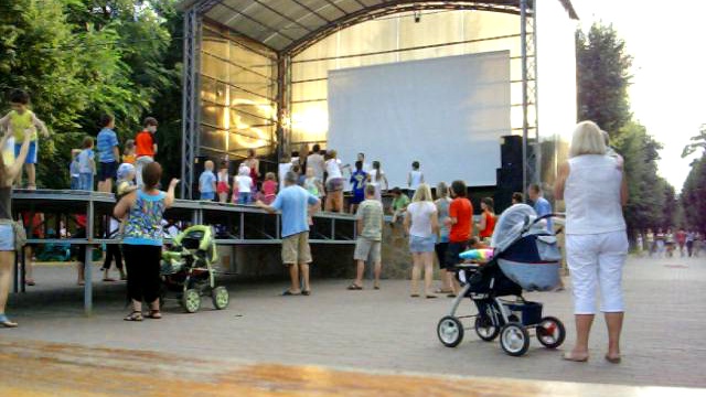 Диджей зажигает смотреть онлайн