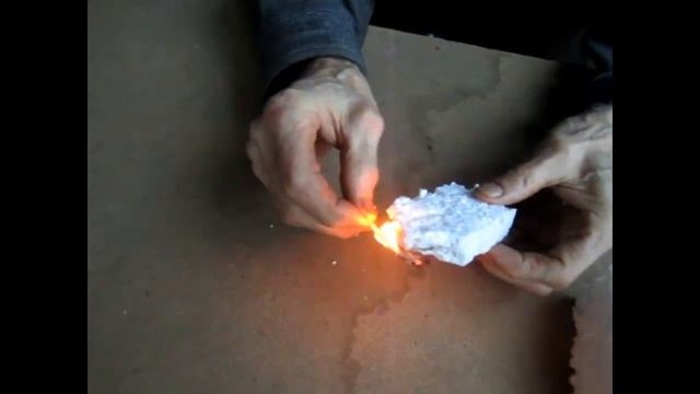 Как проверить горючесть пенопласта, испытание на столе. смотреть онлайн