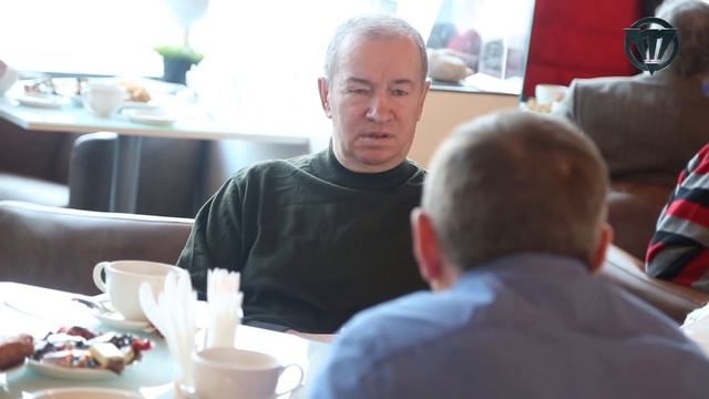 С Новым годом, ветераны! смотреть онлайн