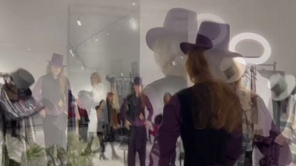 ВАДИМ ТИШИН И ЕГО ОБРАЗ ОТ CROKI НА ОТКРЫТИИ СОБСТВЕННОЙ ВЫСТАВКИ