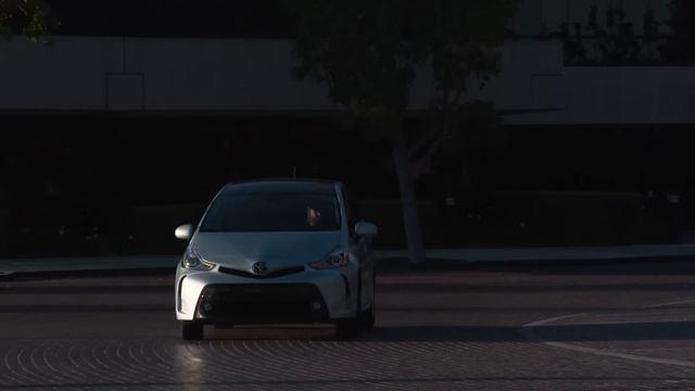 2015 Toyota Prius V Preview Trailer | AutoMotoTV смотреть онлайн