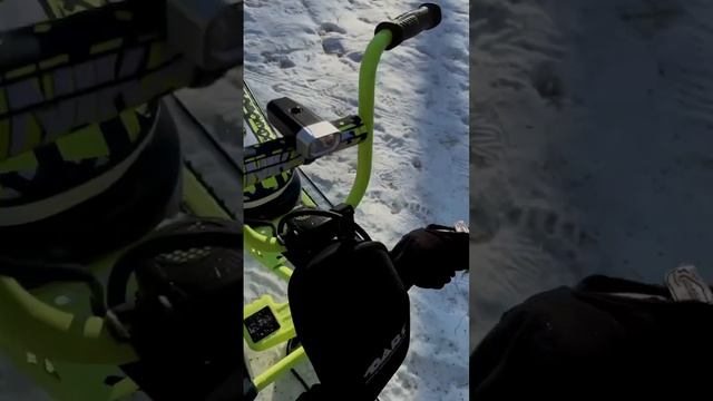 ДЕТСКИЙ ЭЛЕКТРОСНЕГОКАТ BARS смотреть онлайн