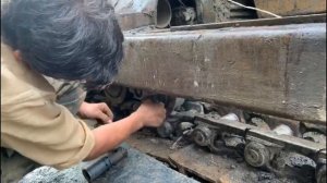 Бульдозер Т 130 Т 170 замена ленивца и катков.