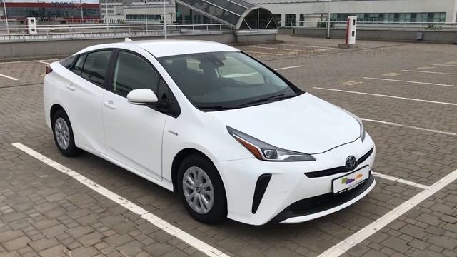 Toyota Prius смотреть онлайн