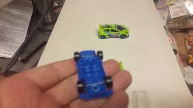 Hot wheels 12 ford Fiesta what's inside my diecast смотреть онлайн