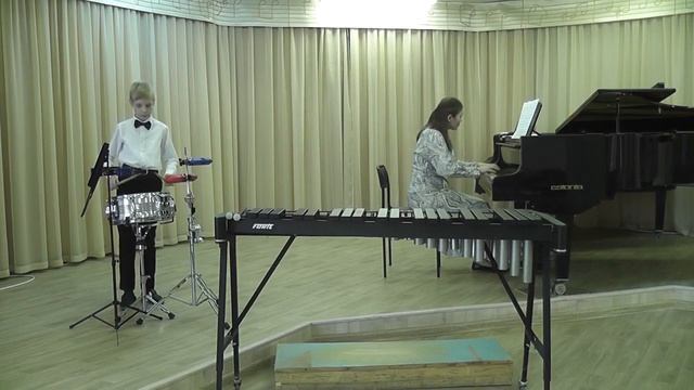 1. С Прокофьев Гавот 2. Н Васильченко "Лошадки" смотреть онлайн