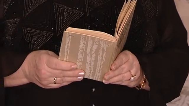 Халанская Наталья Анатольевна - Есенин "Отговорила роща золотая" смотреть онлайн