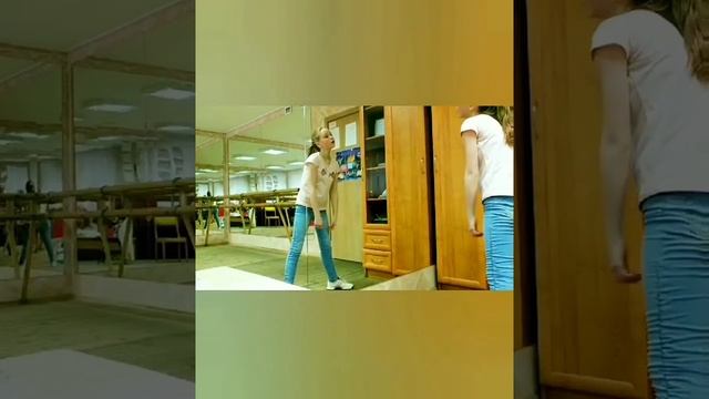 Плохо танцевать. Анна Симанкова. смотреть онлайн