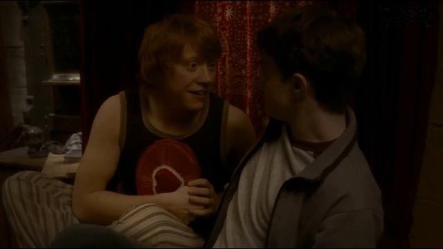 КВАНТУМ, МЕДАЛИСТ, КРАТОС, ОЗВУЧИВАЮТ ГАРИ ПОТЕРА, УГАР, СМЕШНЫЕ МОМЕНТЫ. #квантум #медалист #крато смотреть онлайн