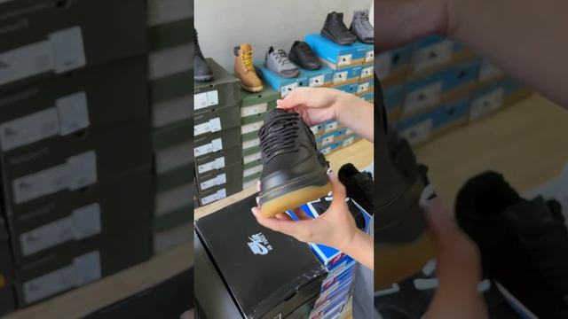 Обзор осенних моделей магазина Sneaker Style смотреть онлайн