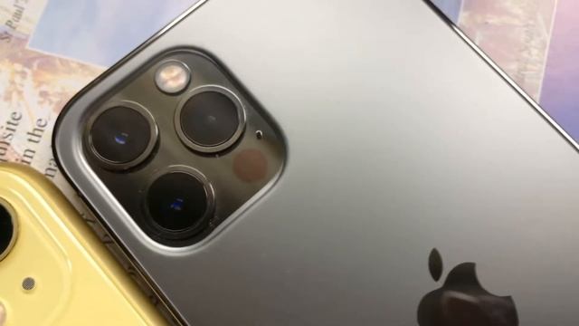 iPhone 11 vs iPhone 12 Pro | Короткий обзор-сравнение айфона 11 и 12 про, камера смотреть онлайн