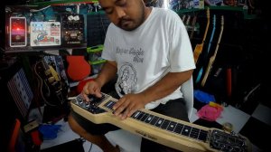 Guyatone Lap Steel Guitar - TC Electronic Spectra Drive (Tone Booster Comp, Natural Drive Toneprint