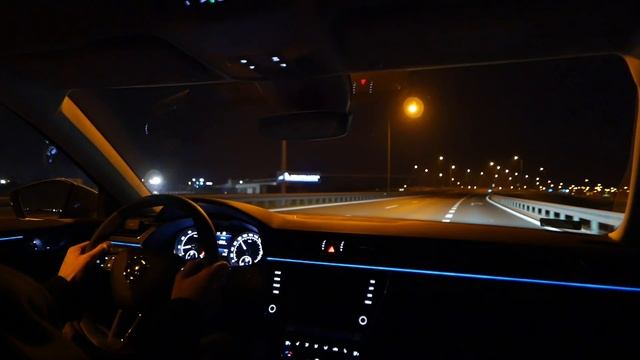 2020 Skoda Superb MATRIX LED Night Driving TEST DRIVE смотреть онлайн