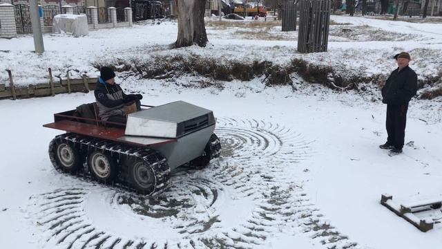 Первый выезд вездехода Фокс смотреть онлайн