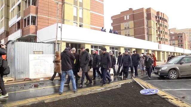 Александр Якоб проинспектировал новые дороги Екатеринбурга смотреть онлайн