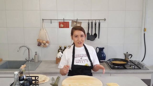 Очень вкусный завтрак за 5 минут. Если надоела яичница. Лаваш с начинкой из омлета и ветчины. смотреть онлайн
