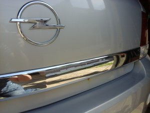 КАК СНЯТЬ ЗАДНИЙ МОЛДИНГ БАГАЖНИКА И ОБШИВКУ НА ОПЕЛЬ АСТРА Н