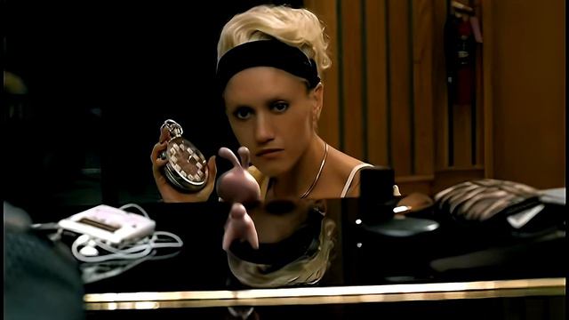 Gwen Stefani - What You Waiting For (Extended Explicit Version) [4k UltraHD]