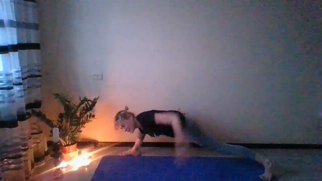 Хатха-йога, вечерняя практика + Тратака. смотреть онлайн