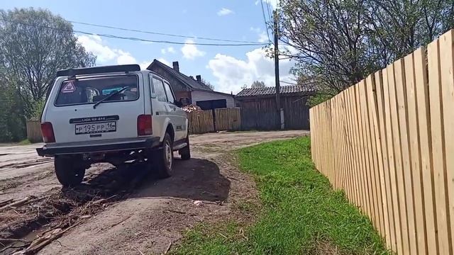 Хочу всё успевать! Строю ИЗБУ из лесного мусора. Посадили картошку у ДОМА в деревне. DIY смотреть онлайн