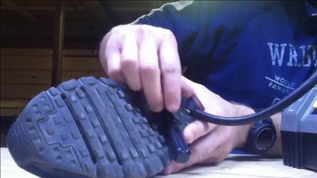 Nike Air Max Repair (with tire plug) смотреть онлайн