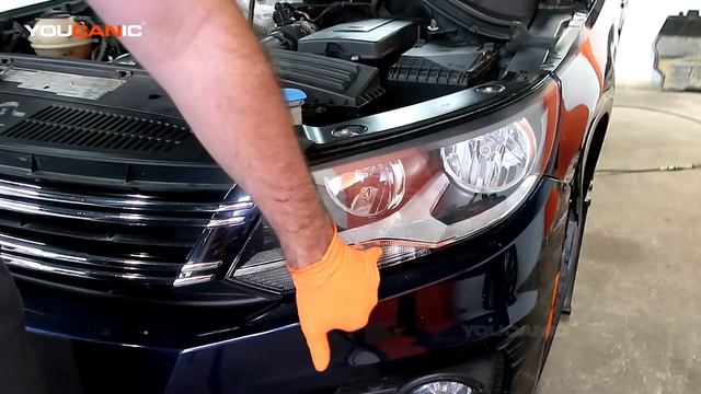 2009-2016 Volkswagen Tiguan - Headlight Assembly Replacement смотреть онлайн