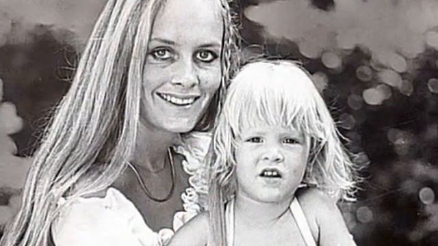 Twiggy!! смотреть онлайн