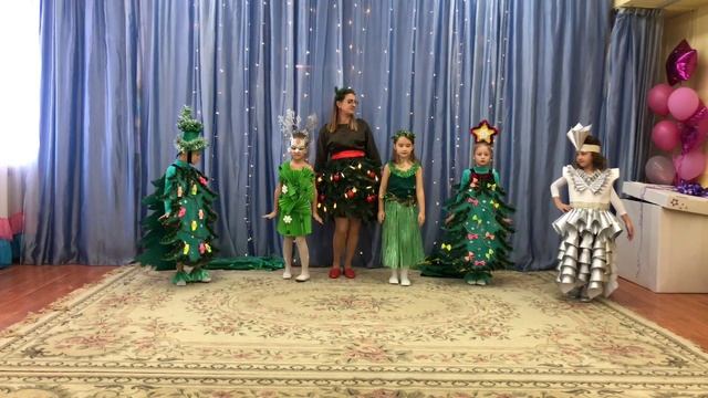 "Ёлочки в гостях у Снежной Королевы!" смотреть онлайн