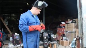 ООО Планета сварка представляет сварочный  инвертор ARC 200 ПРОФИ тм Rilon.