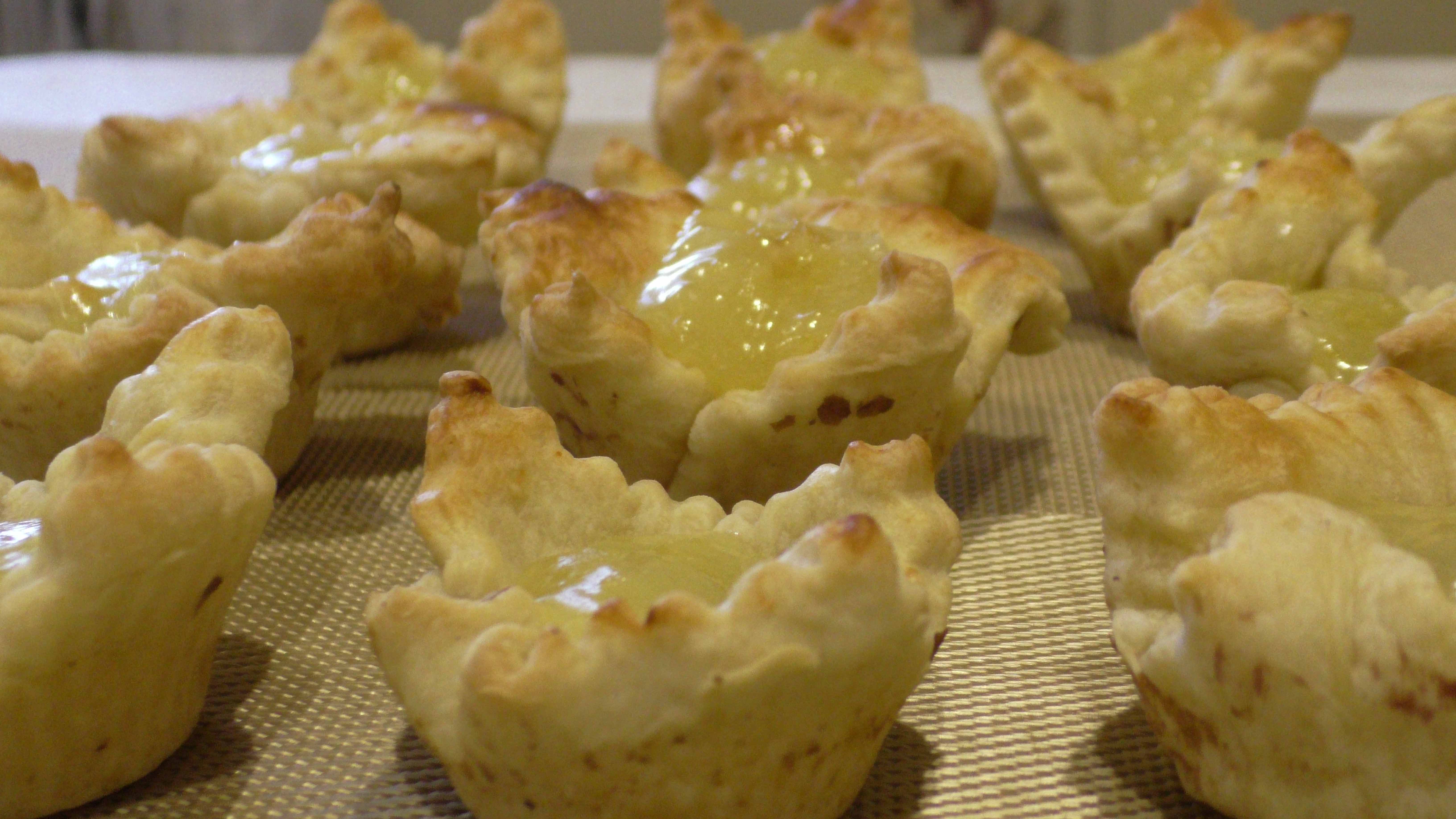 Восхитительный десерт с лимонным курдом. смотреть онлайн