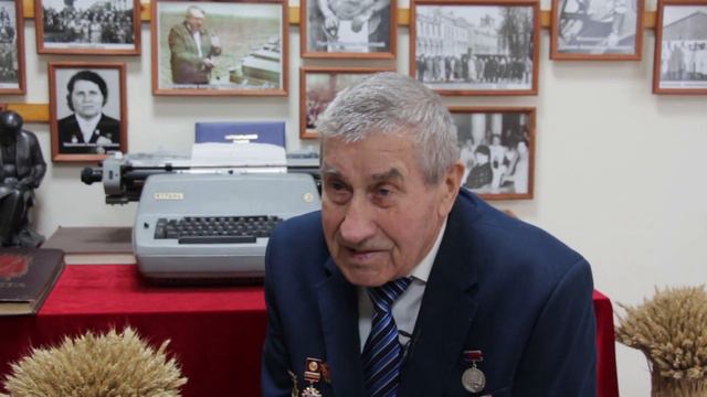 Поздравление с 85-летним юбилеем Октябрьского района от В.А. Банько смотреть онлайн