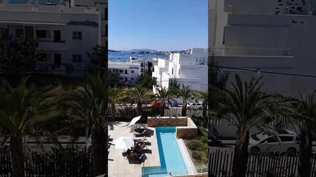 Италия.Жасмин и море: Ibiza , Formentera, Croazia, Puglia смотреть онлайн