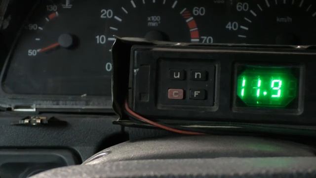 Почему не горит лампа зарядки аккумулятора автомобиля? Полезный совет АВТО электрика ВЧ . смотреть онлайн