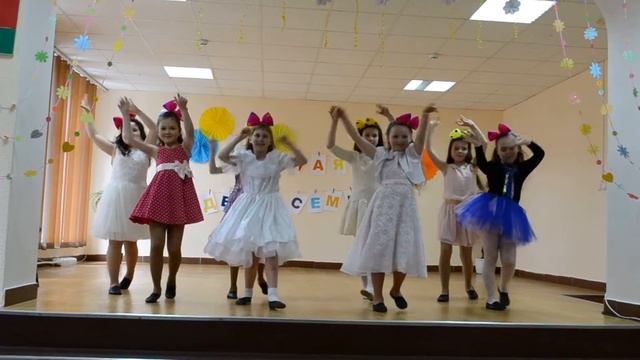 ТАНЕЦ КУКЛЫ смотреть онлайн