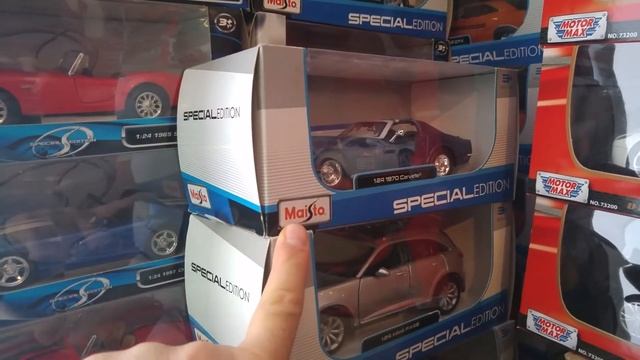 METAL MODEL CARS MAISTO MOTORMAX AND WELLY