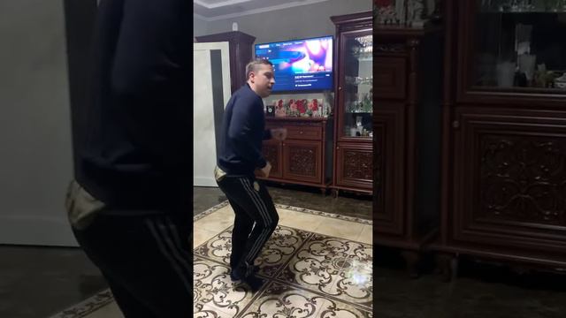 Поставил цель бежать год, и вот что с этого получилось!!) смотреть онлайн