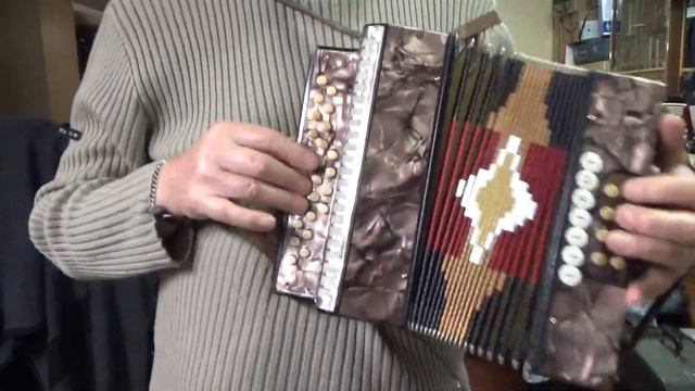 HOHNER - LILIPUT 8 bass diatonic button accordion in the key C/F made in Germany смотреть онлайн
