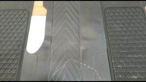 Ремонт порыва автомобильного коврика | Сервисный центр по ремонту изделий