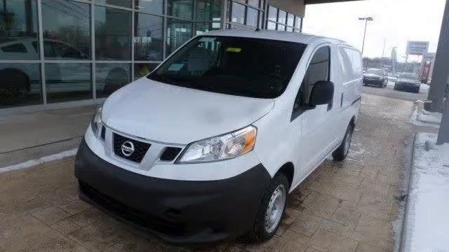 2015 Nissan NV200 New Castle DE смотреть онлайн
