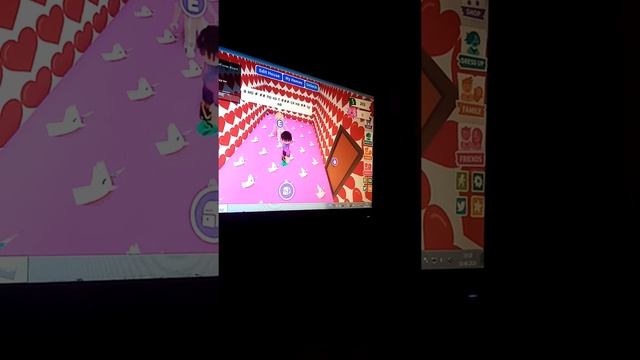 она потом вернула Петров и я ей подарил их смотреть онлайн