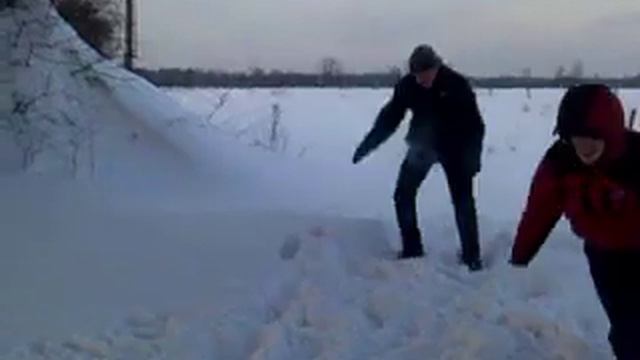 Дебил... Сальто назад!!!!