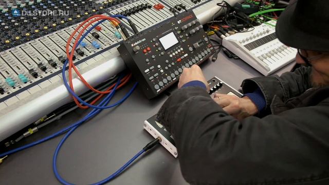 Dubreq Stylophone S2 Jam смотреть онлайн