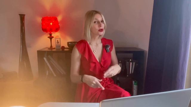 Как встречать 2024 год Дракона? В чем встречать? Что надеть в Новогоднюю ночь? смотреть онлайн