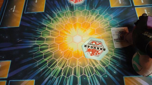 BAKUGAN BATTLE PLANET DEKA HAOS GORTHION UNBOXING! смотреть онлайн